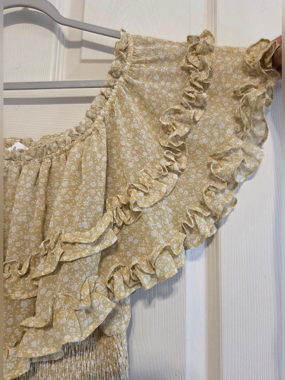 NWOT Mable Yellow Floral Off Shoulder Ruffle Dress Boho Chic Size L - Picture 3 of 9